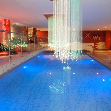 Design Oberosler Hotel Madonna di Campiglio Exterior photo