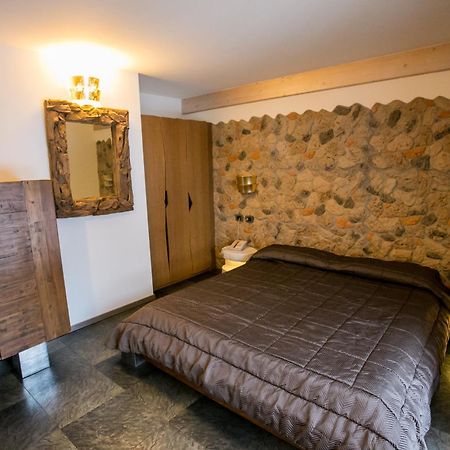 Design Oberosler Hotel Madonna di Campiglio Exterior photo